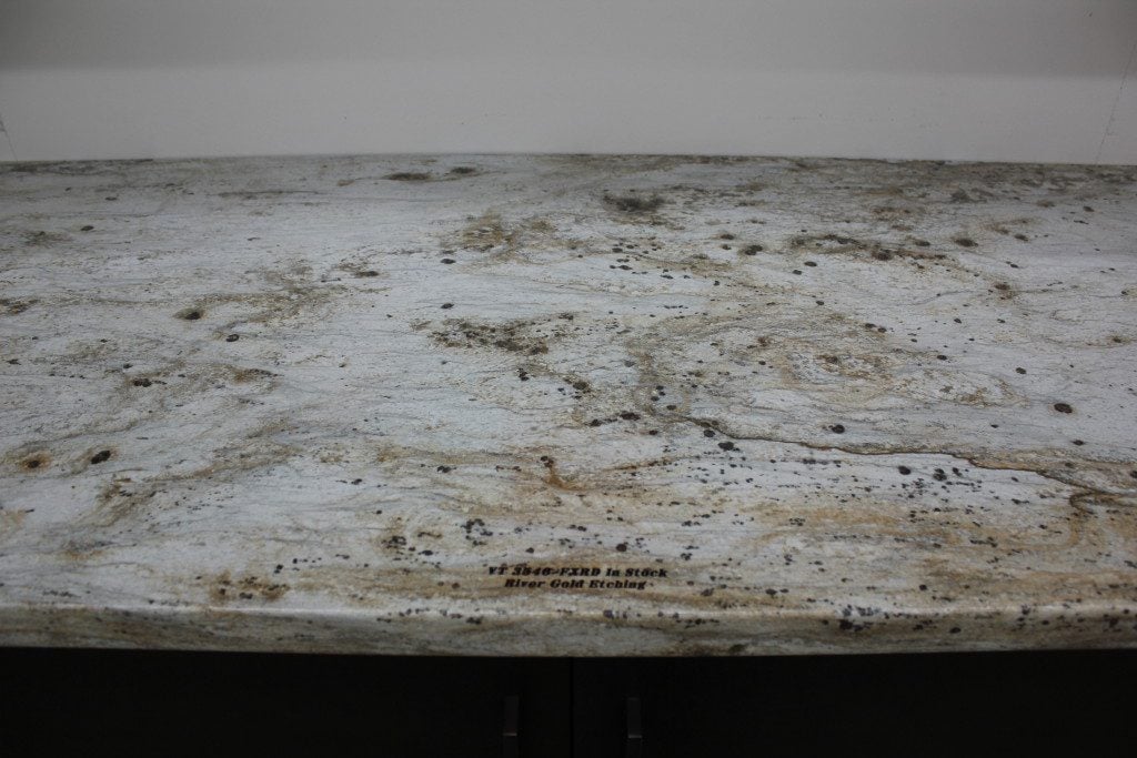 River gold laminate countertop