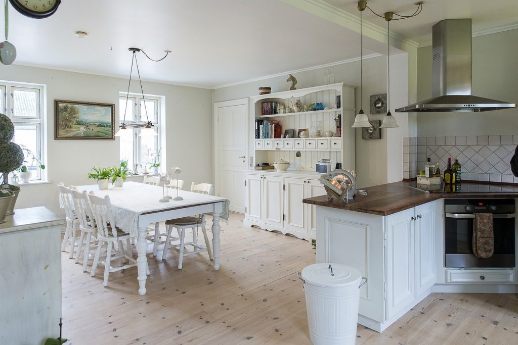 white modern country kitchen decor