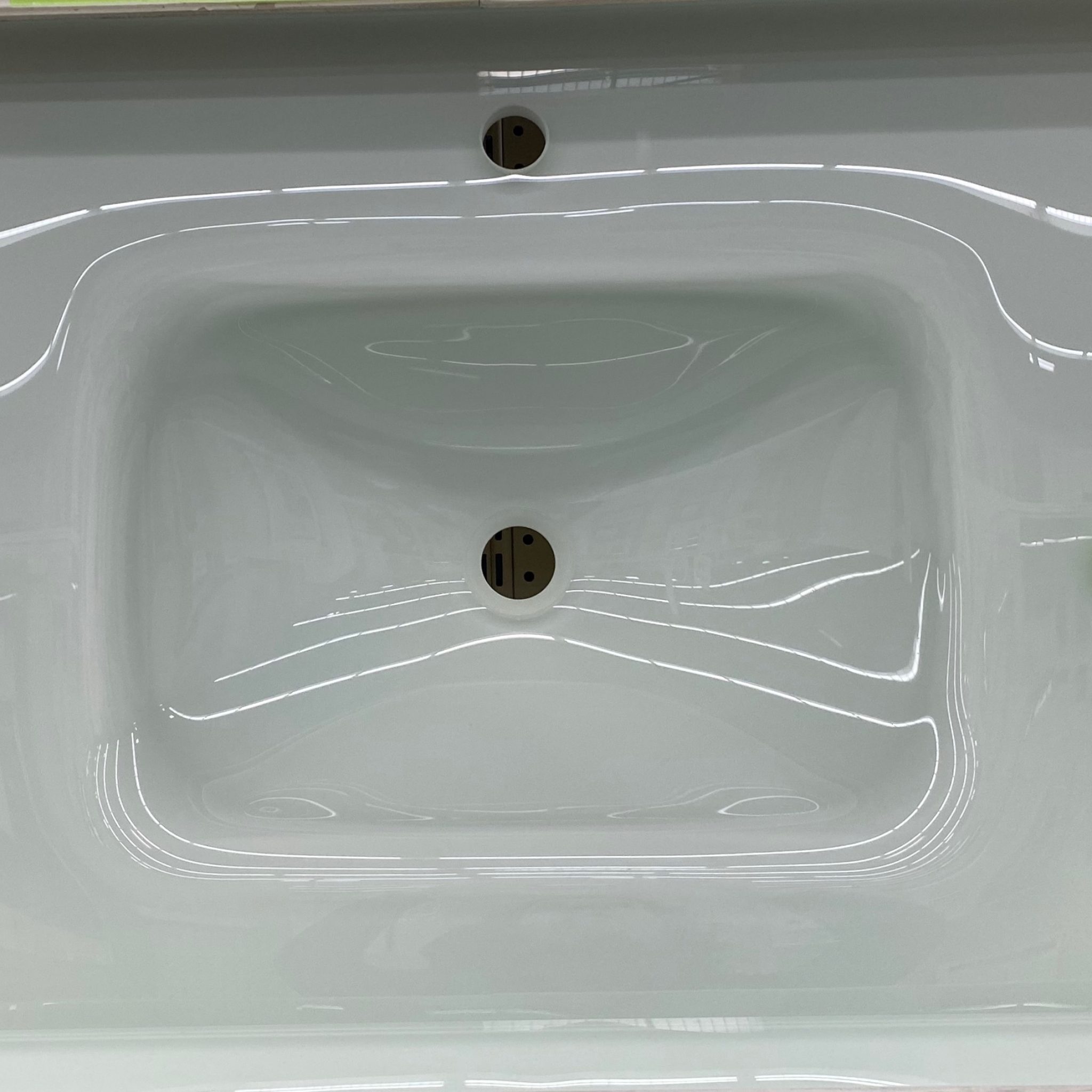 Bright White Glass Single Hole Vanity Top Closeout Builders Surplus