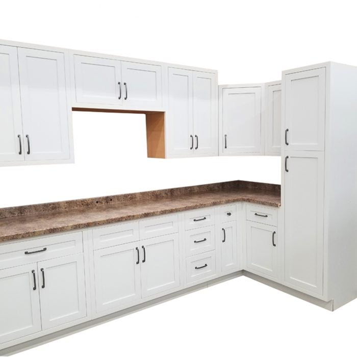 Moderna Shaker White Kitchen Cabinets