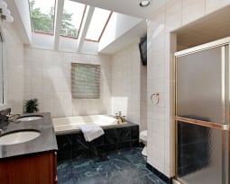 Tips & Master Bath Ideas to Design the Perfect Space
