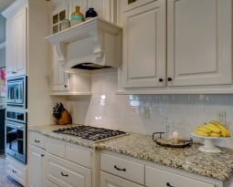 Top 5 Signs You Need to Upgrade Your Kitchen Cabinets