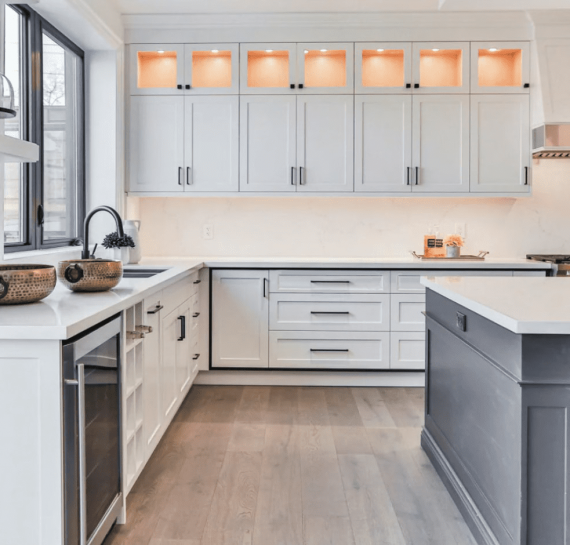 Mallory White Shaker Kitchen Cabinets